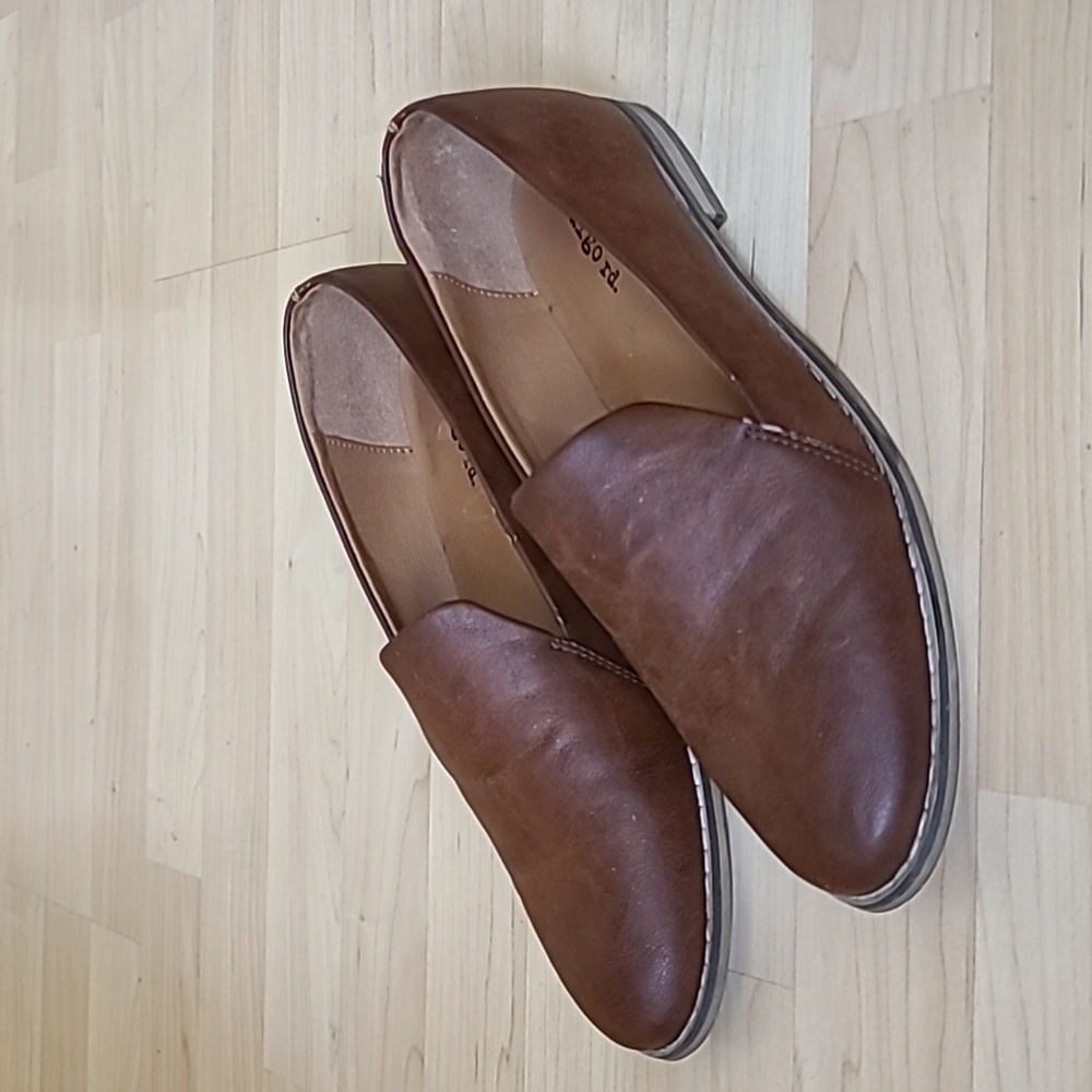 Indigo Rd Women's Faux Leather Slip On Shoes Flat Loafers Brown Size 8.5